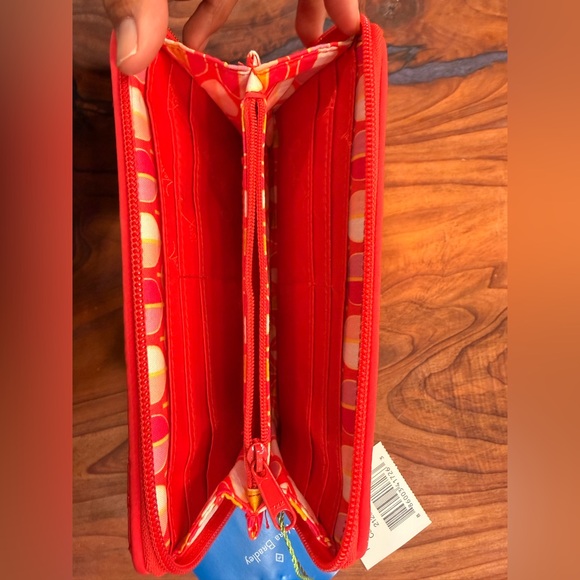 Vera Bradley Bright Red Quilted Wallet RFID small stain in the back of wallet - Picture 3 of 5